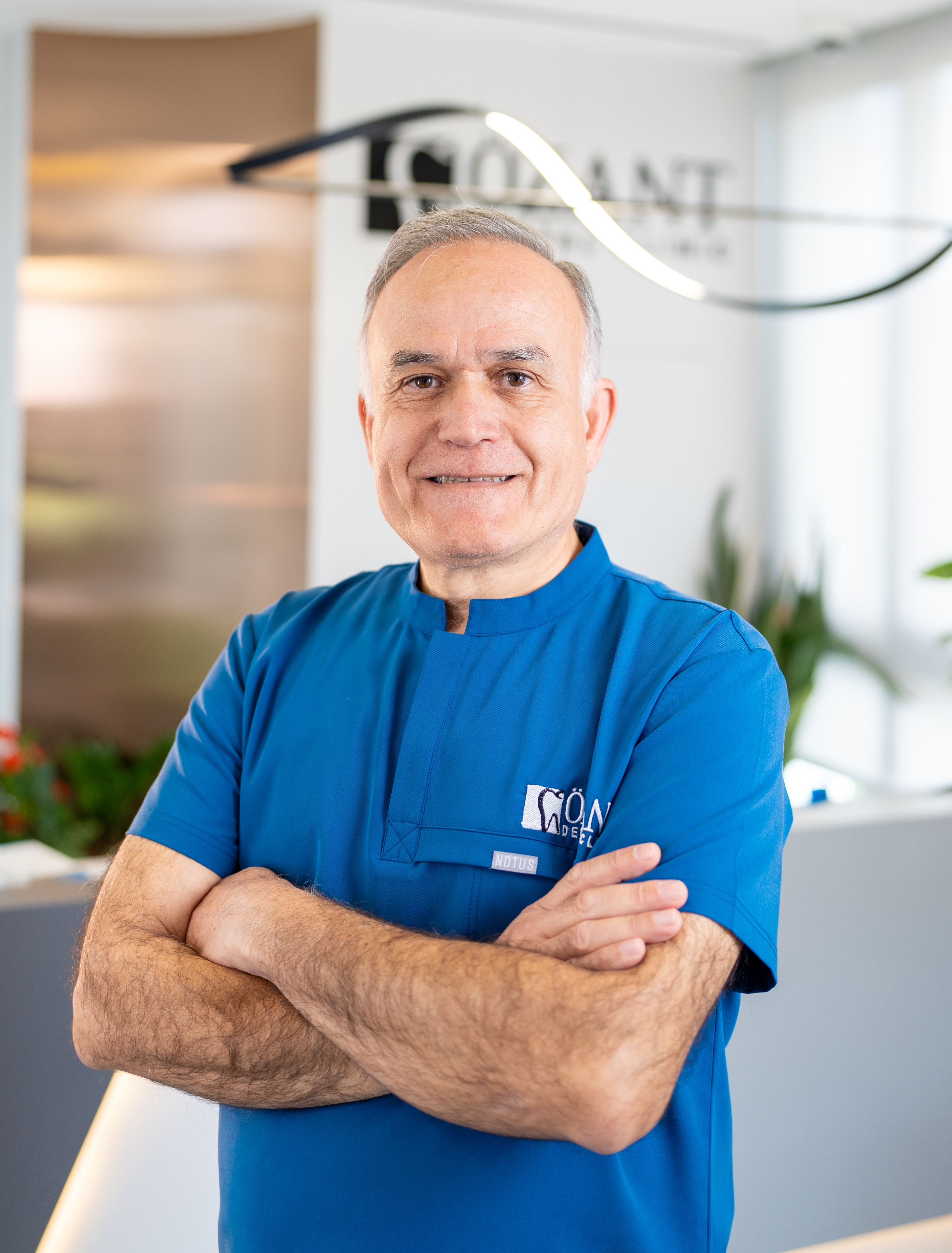 Dr. Ahmet Özant